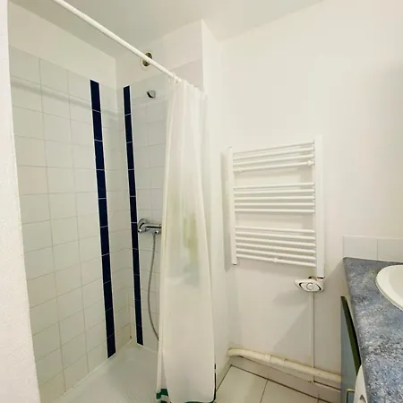 Lejlighed Agence Jf Immo-apt 5 Personnes Parking - Piscine Collective - Front De - Menage Inclus -v0730 Vias