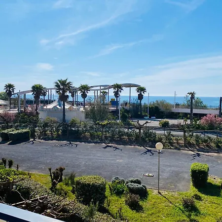 Lejlighed Agence Jf Immo-apt 5 Personnes Parking - Piscine Collective - Front De - Menage Inclus -v0730