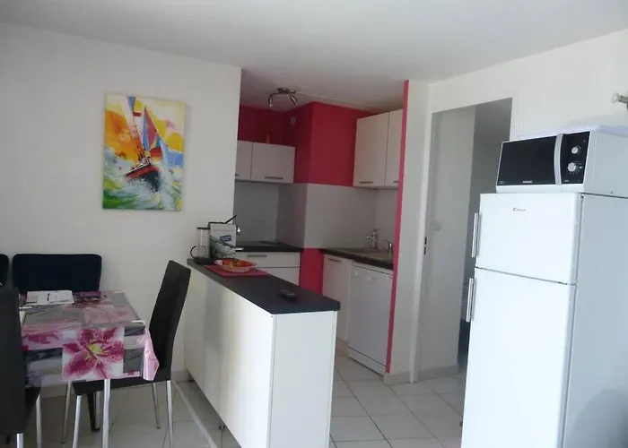 5 Personnes Parking - Piscine Collective - Front De - Menage Inclus -v0730 Апартаменты *