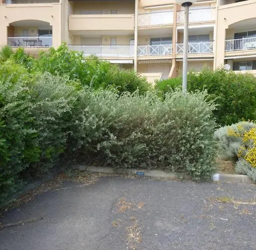 5 Personnes Parking - Piscine Collective - Front De - Menage Inclus -v0730